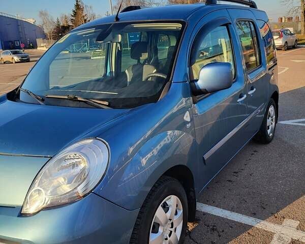 Синий Рено Кенгу, объемом двигателя 1.6 л и пробегом 190 тыс. км за 8200 $, фото 4 на Automoto.ua