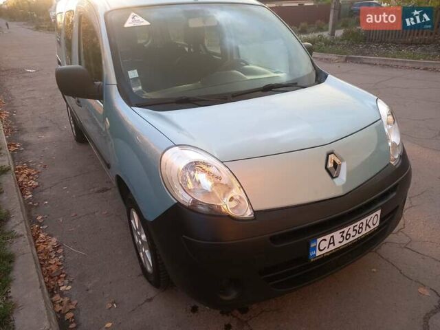 Рено Кєнгу 2011 у Звенигородка на Automoto.ua Синій Рено Кєнгу, об'ємом двигуна 1.5 л та пробігом 167 тис. км за 8999 $, фото 4 на Automoto.ua