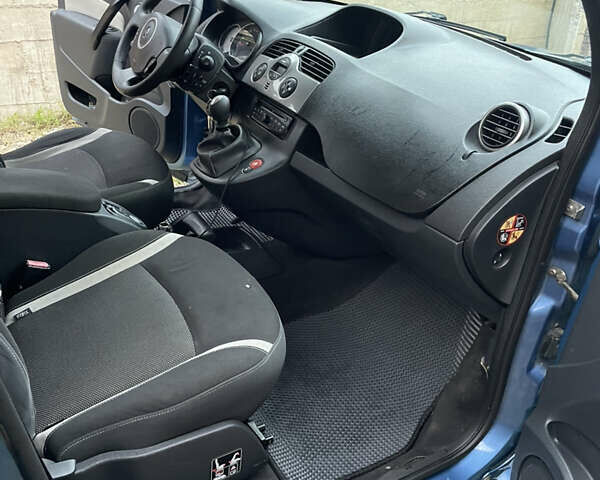 Синій Рено Кєнгу, об'ємом двигуна 1.5 л та пробігом 286 тис. км за 6999 $, фото 20 на Automoto.ua
