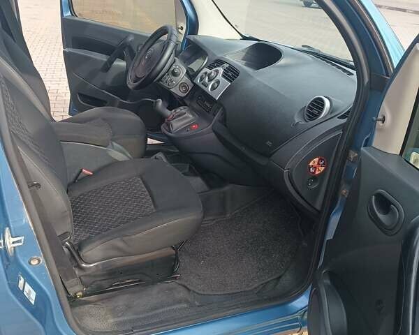 Синий Рено Кенгу, объемом двигателя 1.46 л и пробегом 158 тыс. км за 9400 $, фото 8 на Automoto.ua