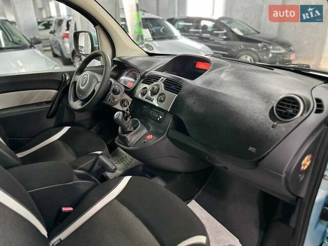 Синий Рено Кенгу, объемом двигателя 1.3 л и пробегом 166 тыс. км за 8999 $, фото 16 на Automoto.ua