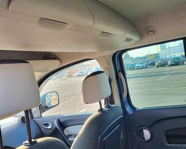 Синий Рено Кенгу, объемом двигателя 1.6 л и пробегом 190 тыс. км за 8200 $, фото 1 на Automoto.ua