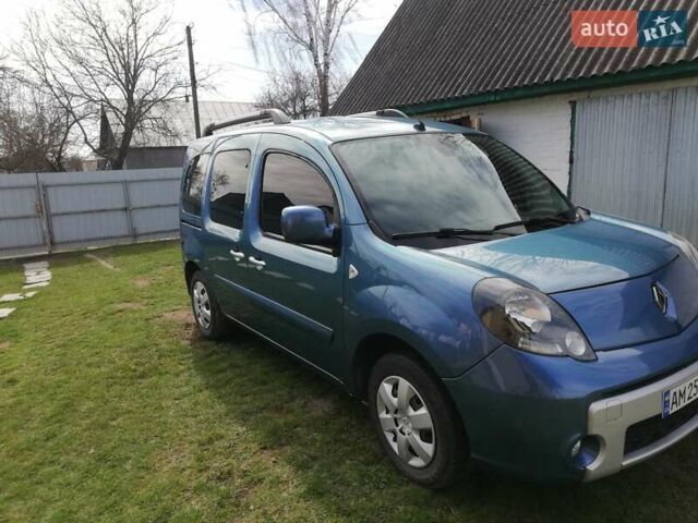 Синий Рено Кенгу, объемом двигателя 1.46 л и пробегом 220 тыс. км за 7200 $, фото 2 на Automoto.ua