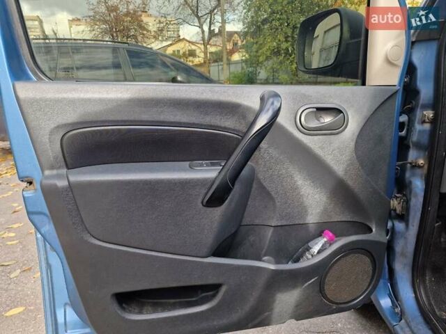 Рено Кєнгу 2012 у Вінниці на Automoto.ua Синій Рено Кєнгу, об'ємом двигуна 1.46 л та пробігом 295 тис. км за 7500 $, фото 5 на Automoto.ua