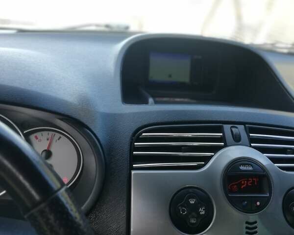 Синий Рено Кенгу, объемом двигателя 1.46 л и пробегом 220 тыс. км за 7200 $, фото 20 на Automoto.ua