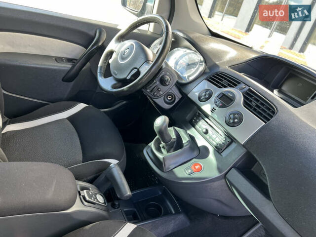 Синій Рено Кєнгу, об'ємом двигуна 1.5 л та пробігом 121 тис. км за 9700 $, фото 36 на Automoto.ua