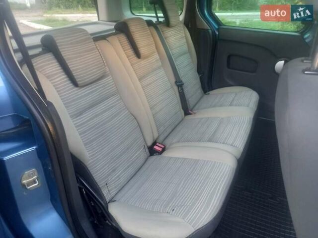Синий Рено Кенгу, объемом двигателя 1.5 л и пробегом 212 тыс. км за 7850 $, фото 10 на Automoto.ua