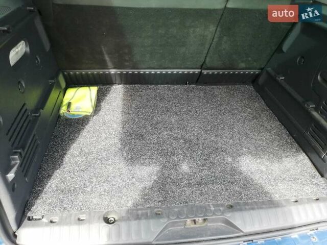 Синий Рено Кенгу, объемом двигателя 1.46 л и пробегом 220 тыс. км за 7200 $, фото 3 на Automoto.ua