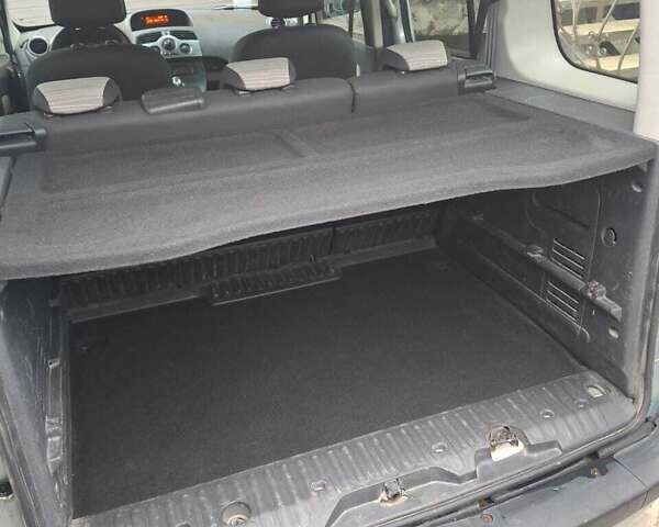 Синий Рено Кенгу, объемом двигателя 0 л и пробегом 150 тыс. км за 9000 $, фото 4 на Automoto.ua