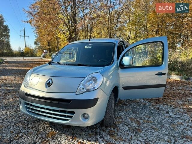Синий Рено Кенгу, объемом двигателя 0 л и пробегом 34 тыс. км за 6550 $, фото 7 на Automoto.ua