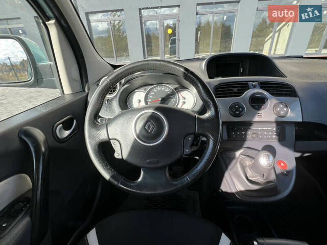 Синій Рено Кєнгу, об'ємом двигуна 1.5 л та пробігом 121 тис. км за 9700 $, фото 39 на Automoto.ua