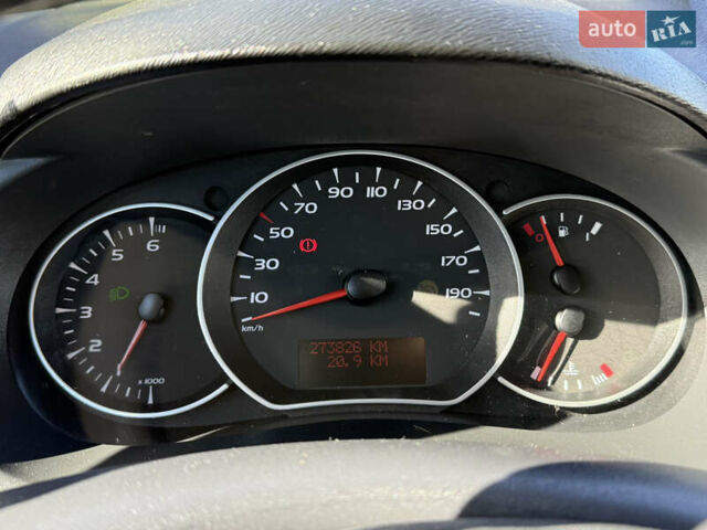 Рено Кєнгу 2012 у Стрые на Automoto.ua Синій Рено Кєнгу, об'ємом двигуна 1.5 л та пробігом 273 тис. км за 8700 $, фото 46 на Automoto.ua