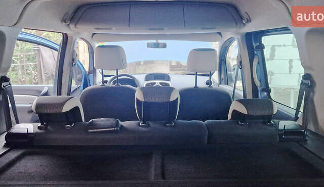 Синий Рено Кенгу, объемом двигателя 1.5 л и пробегом 290 тыс. км за 10300 $, фото 5 на Automoto.ua