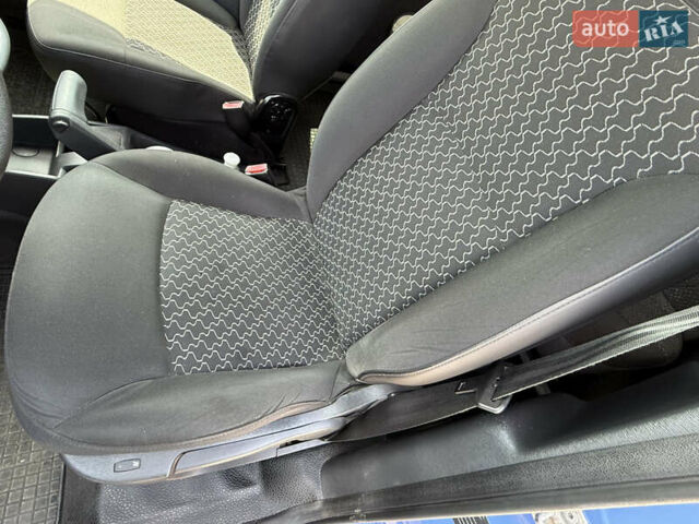 Синий Рено Кенгу, объемом двигателя 1.46 л и пробегом 184 тыс. км за 7790 $, фото 11 на Automoto.ua