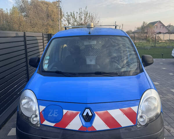 Рено Кєнгу 2013 у Дубно на Automoto.ua Синій Рено Кєнгу, об'ємом двигуна 0 л та пробігом 32 тис. км за 5200 $, фото 4 на Automoto.ua