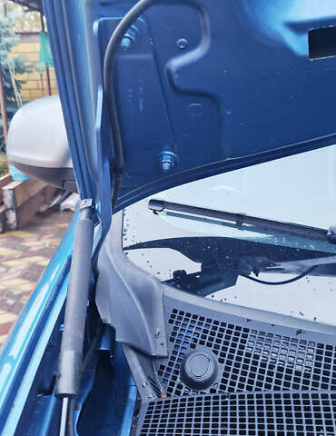 Рено Кенгу 2013 в Одессе на Automoto.ua Синий Рено Кенгу, объемом двигателя 1.5 л и пробегом 211 тыс. км за 10700 $, фото 19 на Automoto.ua