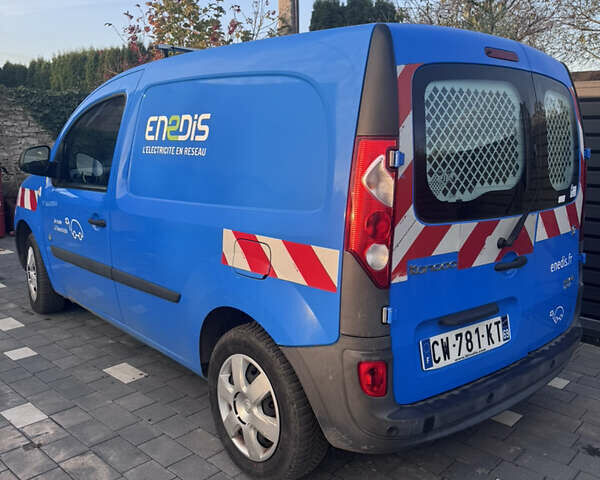 Рено Кєнгу 2013 у Дубно на Automoto.ua Синій Рено Кєнгу, об'ємом двигуна 0 л та пробігом 32 тис. км за 5200 $, фото 5 на Automoto.ua