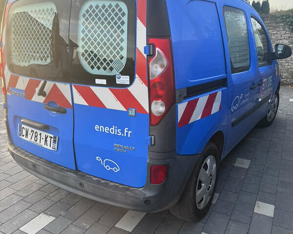 Рено Кєнгу 2013 у Дубно на Automoto.ua Синій Рено Кєнгу, об'ємом двигуна 0 л та пробігом 32 тис. км за 5200 $, фото 3 на Automoto.ua