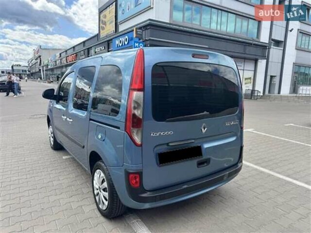 Синий Рено Кенгу, объемом двигателя 1.5 л и пробегом 331 тыс. км за 9400 $, фото 5 на Automoto.ua