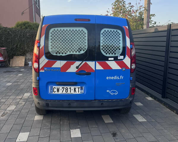 Рено Кєнгу 2013 у Дубно на Automoto.ua Синій Рено Кєнгу, об'ємом двигуна 0 л та пробігом 32 тис. км за 5200 $, фото 6 на Automoto.ua