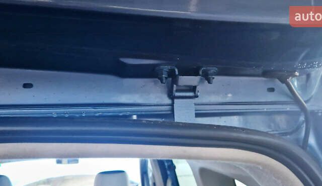 Синий Рено Кенгу, объемом двигателя 1.5 л и пробегом 290 тыс. км за 10300 $, фото 6 на Automoto.ua