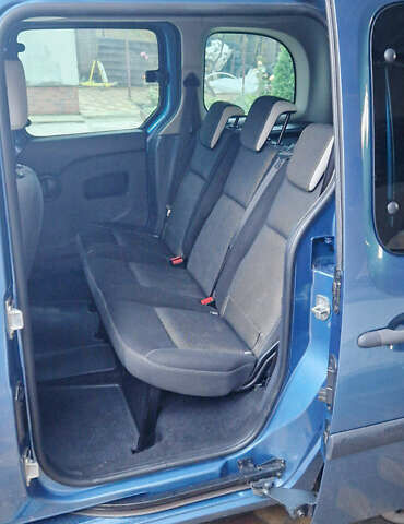 Синий Рено Кенгу, объемом двигателя 1.5 л и пробегом 290 тыс. км за 10300 $, фото 9 на Automoto.ua