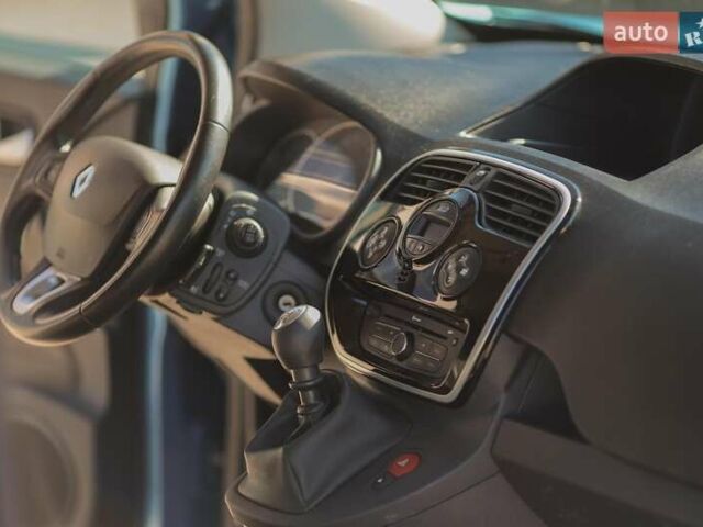 Синий Рено Кенгу, объемом двигателя 1.2 л и пробегом 110 тыс. км за 6490 $, фото 38 на Automoto.ua