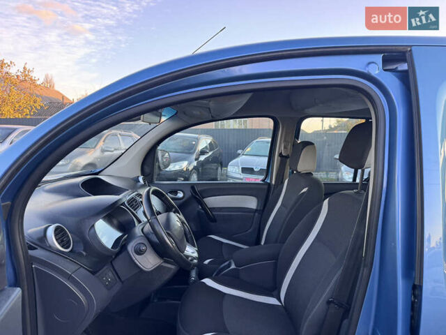 Синій Рено Кєнгу, об'ємом двигуна 1.5 л та пробігом 220 тис. км за 11990 $, фото 22 на Automoto.ua