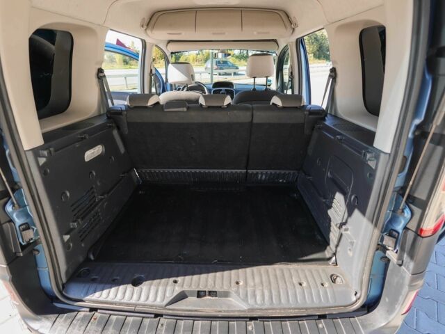 Синий Рено Кенгу, объемом двигателя 1.2 л и пробегом 110 тыс. км за 6490 $, фото 20 на Automoto.ua