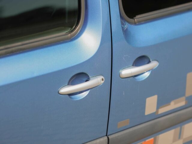 Синий Рено Кенгу, объемом двигателя 1.2 л и пробегом 110 тыс. км за 6490 $, фото 12 на Automoto.ua