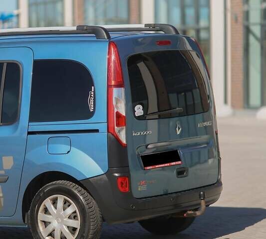 Синий Рено Кенгу, объемом двигателя 1.2 л и пробегом 110 тыс. км за 6490 $, фото 2 на Automoto.ua