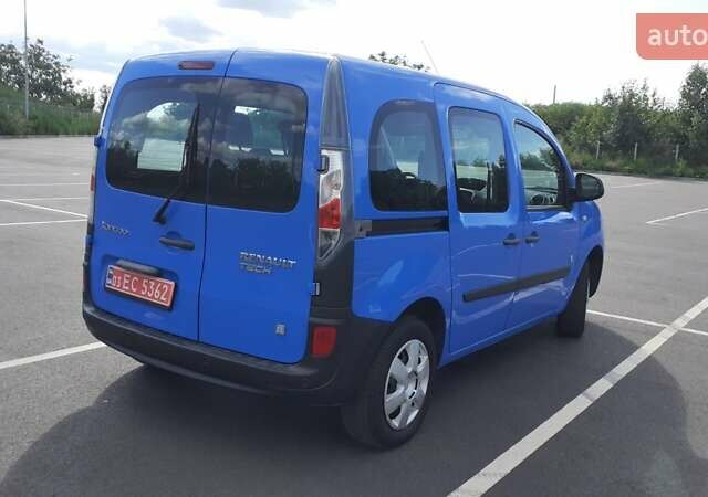 Синий Рено Кенгу, объемом двигателя 0 л и пробегом 34 тыс. км за 7300 $, фото 28 на Automoto.ua