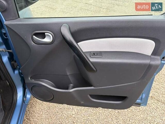Синій Рено Кєнгу, об'ємом двигуна 1.2 л та пробігом 110 тис. км за 6490 $, фото 5 на Automoto.ua