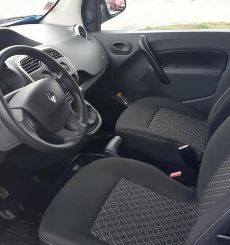 Синий Рено Кенгу, объемом двигателя 0 л и пробегом 34 тыс. км за 7300 $, фото 55 на Automoto.ua