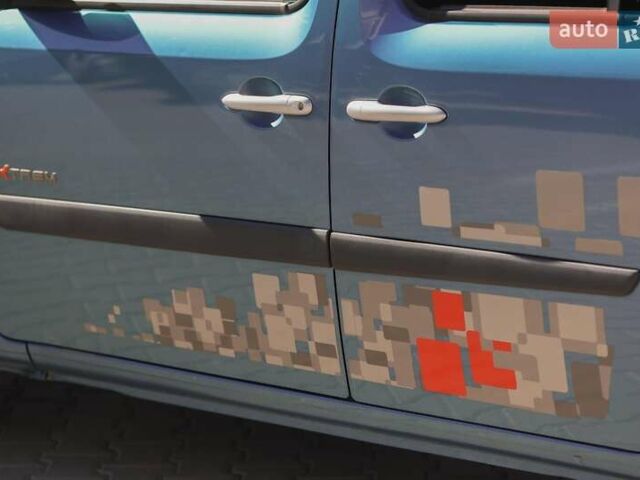 Синий Рено Кенгу, объемом двигателя 1.2 л и пробегом 110 тыс. км за 6490 $, фото 51 на Automoto.ua