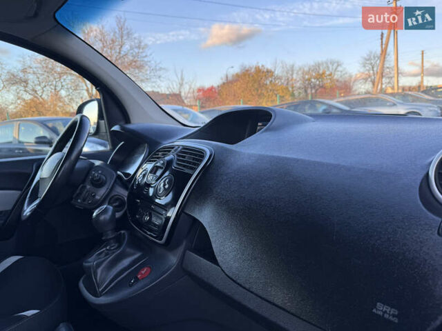 Синій Рено Кєнгу, об'ємом двигуна 1.5 л та пробігом 220 тис. км за 11990 $, фото 29 на Automoto.ua