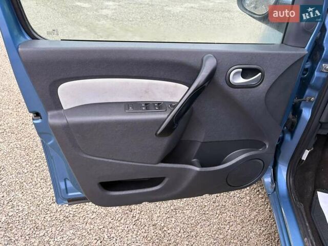Синій Рено Кєнгу, об'ємом двигуна 1.2 л та пробігом 110 тис. км за 6490 $, фото 2 на Automoto.ua