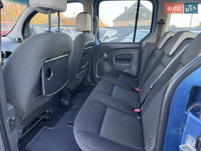 Синій Рено Кєнгу, об'ємом двигуна 1.5 л та пробігом 220 тис. км за 11990 $, фото 16 на Automoto.ua