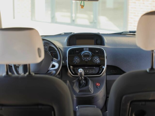 Синий Рено Кенгу, объемом двигателя 1.2 л и пробегом 110 тыс. км за 6490 $, фото 15 на Automoto.ua