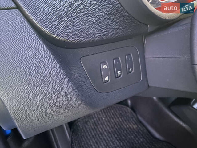 Синий Рено Кенгу, объемом двигателя 0 л и пробегом 39 тыс. км за 6700 $, фото 15 на Automoto.ua