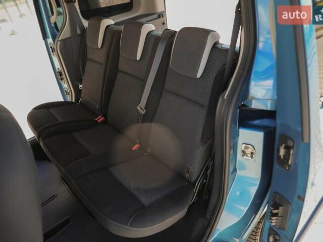 Синий Рено Кенгу, объемом двигателя 1.2 л и пробегом 110 тыс. км за 6490 $, фото 14 на Automoto.ua