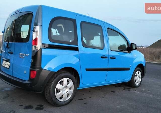 Синий Рено Кенгу, объемом двигателя 0 л и пробегом 34 тыс. км за 7300 $, фото 11 на Automoto.ua