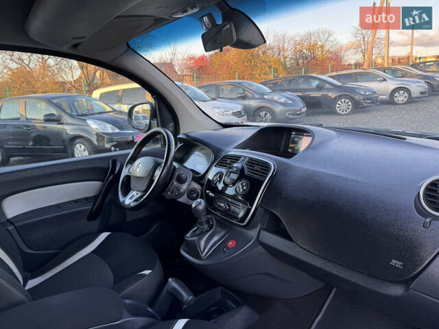 Синій Рено Кєнгу, об'ємом двигуна 1.5 л та пробігом 220 тис. км за 11990 $, фото 28 на Automoto.ua
