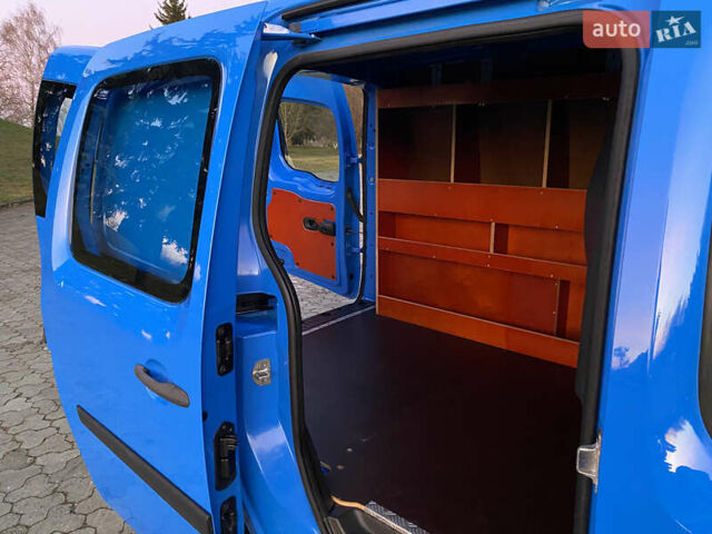 Синий Рено Кенгу, объемом двигателя 0 л и пробегом 39 тыс. км за 6700 $, фото 21 на Automoto.ua