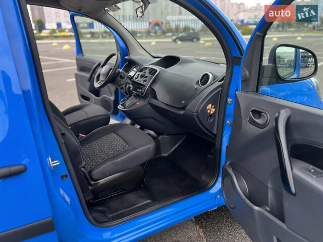 Синій Рено Кєнгу, об'ємом двигуна 0 л та пробігом 30 тис. км за 5550 $, фото 22 на Automoto.ua