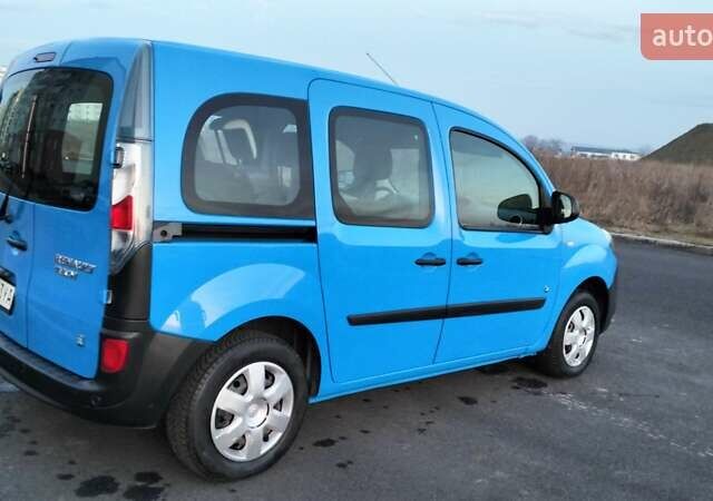 Синий Рено Кенгу, объемом двигателя 0 л и пробегом 34 тыс. км за 7300 $, фото 14 на Automoto.ua