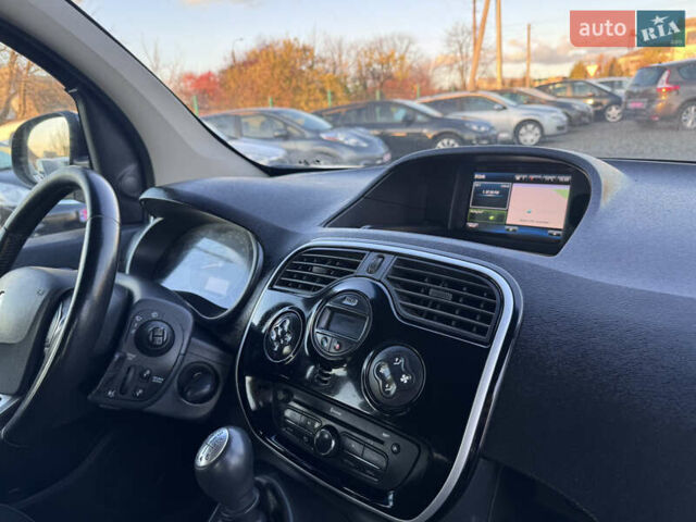 Синій Рено Кєнгу, об'ємом двигуна 1.5 л та пробігом 220 тис. км за 11990 $, фото 30 на Automoto.ua