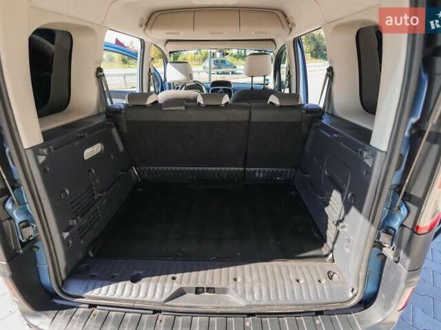 Синий Рено Кенгу, объемом двигателя 1.2 л и пробегом 110 тыс. км за 6490 $, фото 19 на Automoto.ua