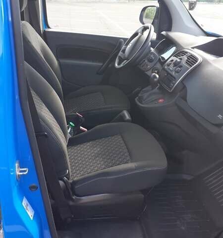 Синий Рено Кенгу, объемом двигателя 0 л и пробегом 34 тыс. км за 7300 $, фото 39 на Automoto.ua