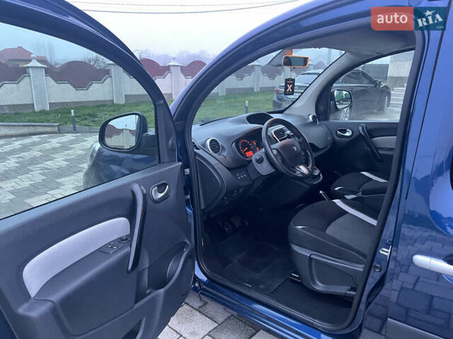 Синий Рено Кенгу, объемом двигателя 1.5 л и пробегом 180 тыс. км за 12750 $, фото 14 на Automoto.ua